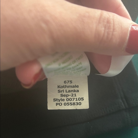 Lilly Pulitzer 28" Mia High-Rise Knit Legging Small Black - Picture 14 of 14